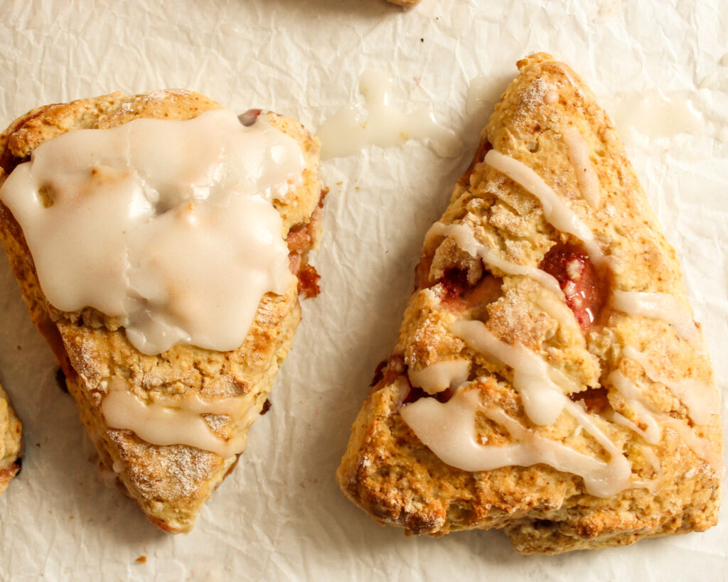 Strawberry scones with a white drizzle glaze